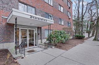 133 Beaconsfield Rd 44, Brookline, MA 02445