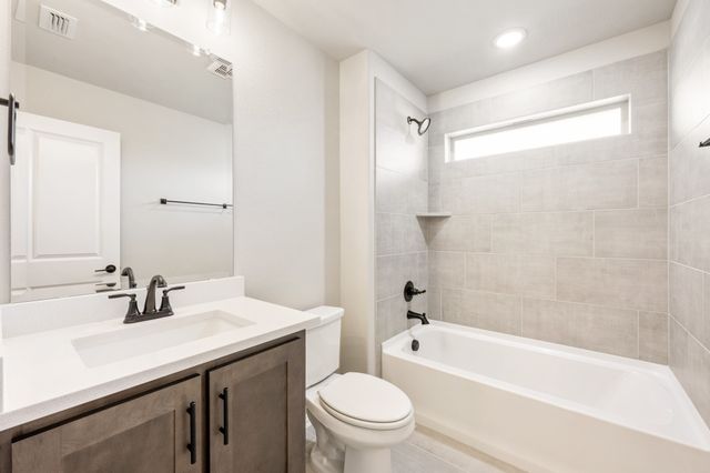 1306 Parkmont Court, Justin, TX 76247