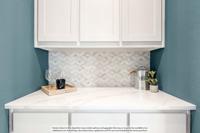 1306 Parkmont Court, Justin, TX 76247