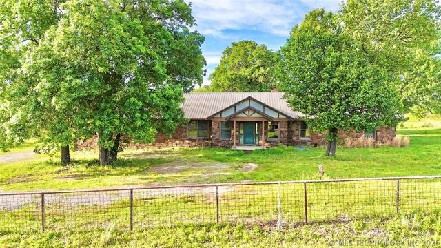 20114 N Tamaha Road B, Stigler, OK 74462