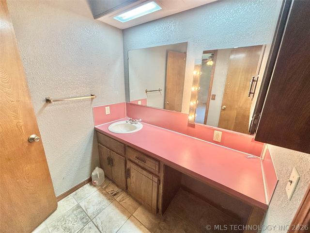 20114 N Tamaha Road B, Stigler, OK 74462