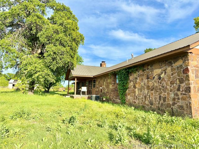 20114 N Tamaha Road B, Stigler, OK 74462
