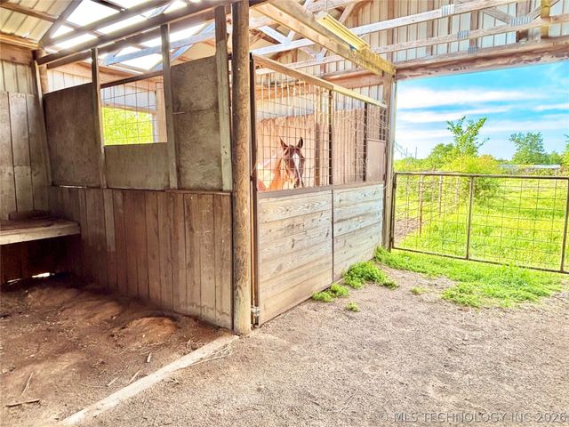 20114 N Tamaha Road B, Stigler, OK 74462