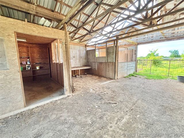 20114 N Tamaha Road B, Stigler, OK 74462