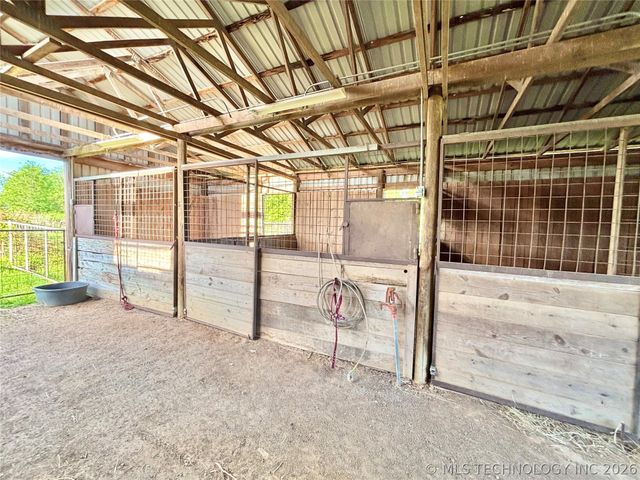 20114 N Tamaha Road B, Stigler, OK 74462