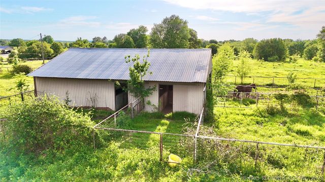 20114 N Tamaha Road B, Stigler, OK 74462