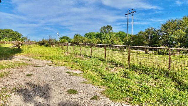 20114 N Tamaha Road B, Stigler, OK 74462
