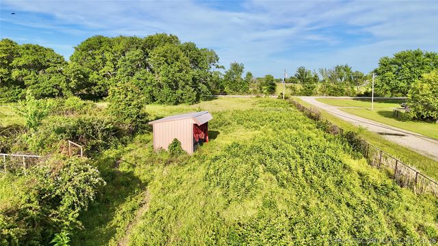 20114 N Tamaha Road B, Stigler, OK 74462