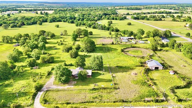20114 N Tamaha Road B, Stigler, OK 74462