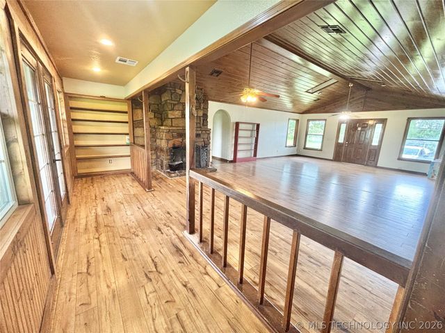 20114 N Tamaha Road B, Stigler, OK 74462