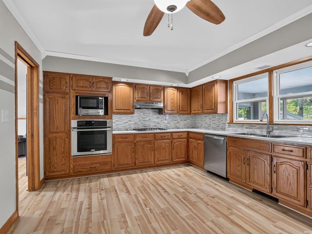 3416 Sun Valley Drive, Fort Wayne, IN 46804