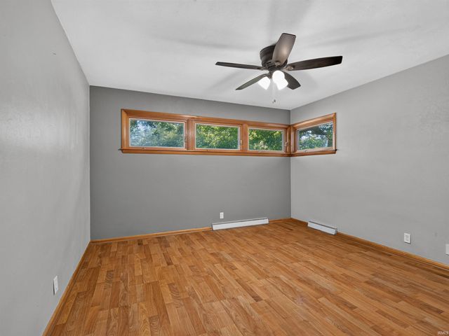 3416 Sun Valley Drive, Fort Wayne, IN 46804