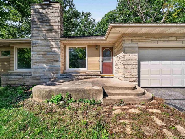 3416 Sun Valley Drive, Fort Wayne, IN 46804