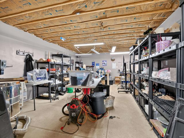 3416 Sun Valley Drive, Fort Wayne, IN 46804