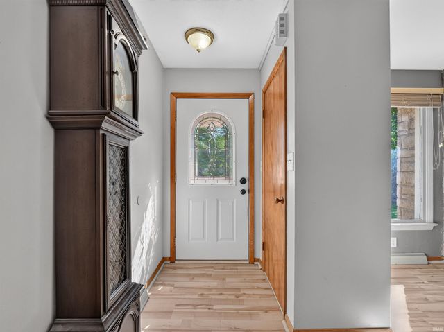 3416 Sun Valley Drive, Fort Wayne, IN 46804