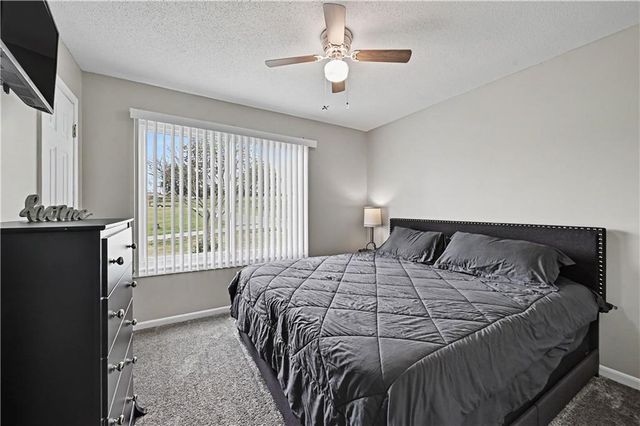 31455 Lyman Lane, Excelsior Springs, MO 64024