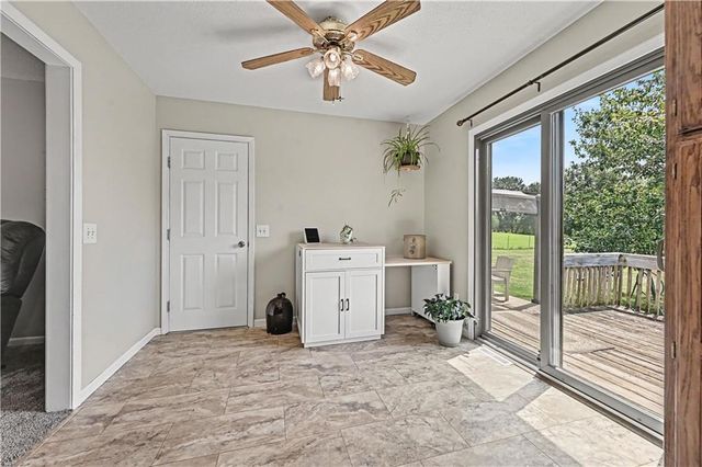 31455 Lyman Lane, Excelsior Springs, MO 64024