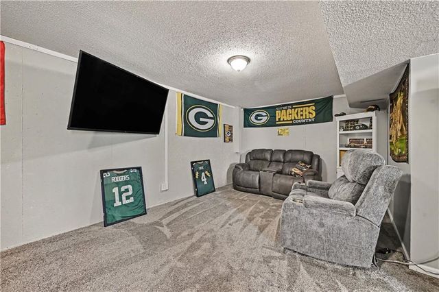 31455 Lyman Lane, Excelsior Springs, MO 64024