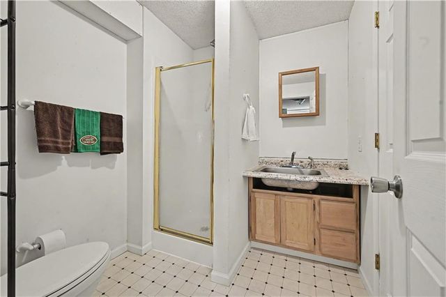 31455 Lyman Lane, Excelsior Springs, MO 64024