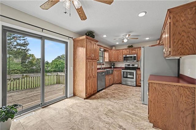31455 Lyman Lane, Excelsior Springs, MO 64024