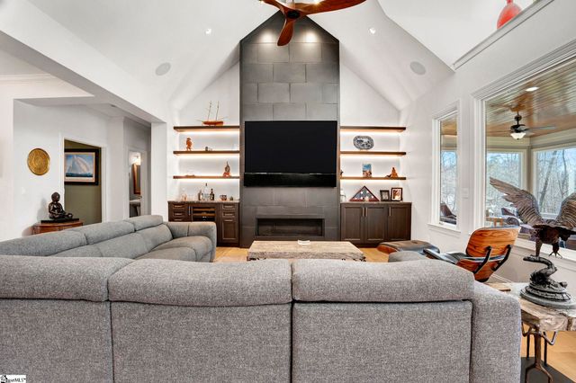 2 Brown Deer Trail, Travelers Rest, SC 29690