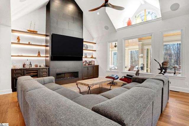 2 Brown Deer Trail, Travelers Rest, SC 29690