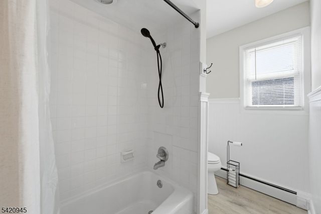 312 Hudson Ave, Hopatcong Boro, NJ 07843