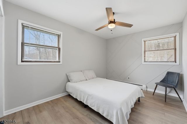 312 Hudson Ave, Hopatcong Boro, NJ 07843