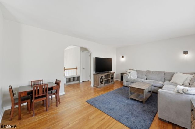 312 Hudson Ave, Hopatcong Boro, NJ 07843