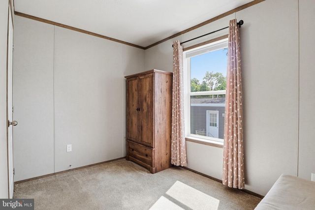 196 SHAWNEE AVE, Dover, PA 17315
