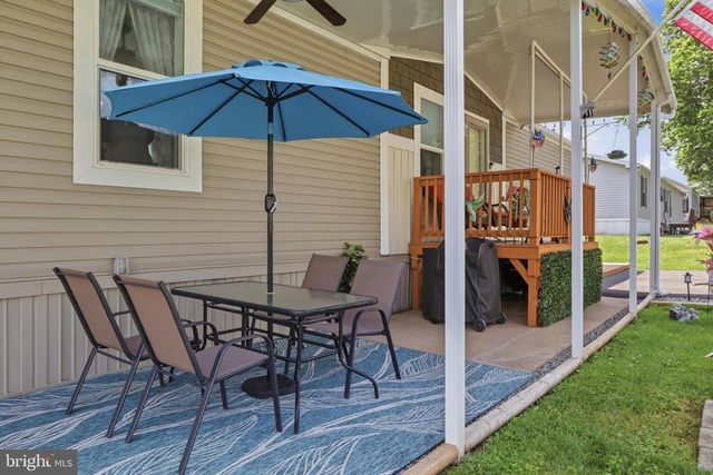 196 SHAWNEE AVE, Dover, PA 17315