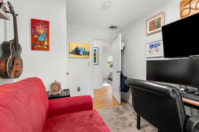 3 Lavalley Ln, Newburyport, MA 01950