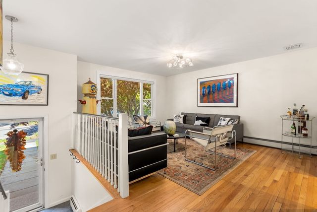 3 Lavalley Ln, Newburyport, MA 01950