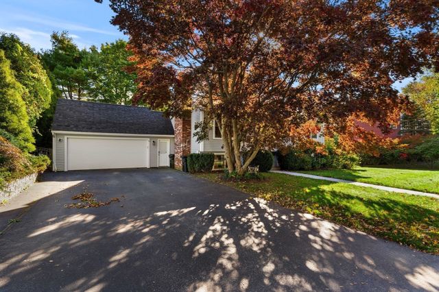 3 Lavalley Ln, Newburyport, MA 01950