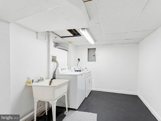 2914 TURNER ST, Philadelphia, PA 19121