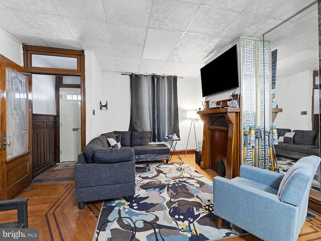 2914 TURNER ST, Philadelphia, PA 19121