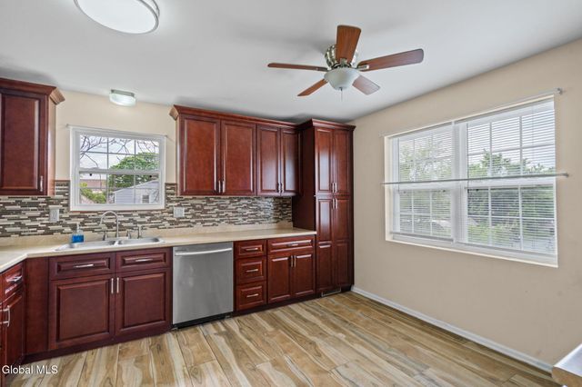 1822 Avenue B, Watervliet, NY 12189