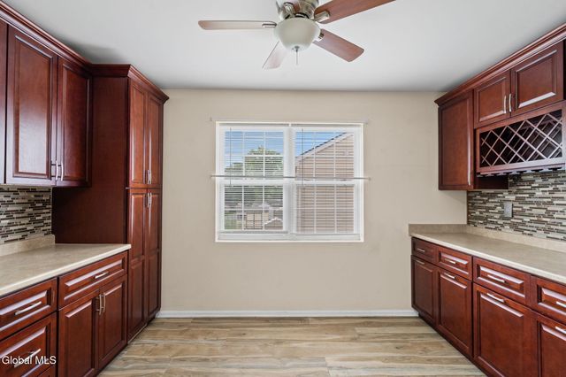 1822 Avenue B, Watervliet, NY 12189