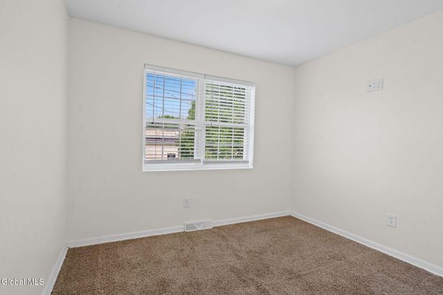 1822 Avenue B, Watervliet, NY 12189