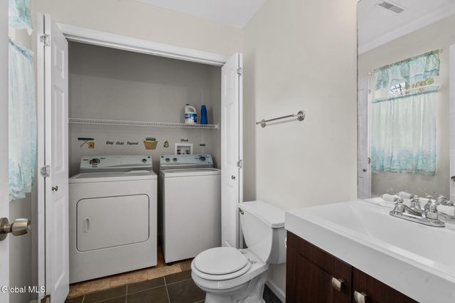 1822 Avenue B, Watervliet, NY 12189