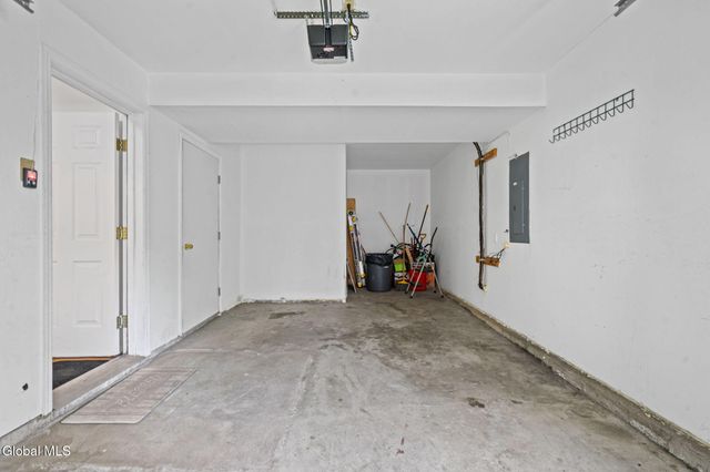 1822 Avenue B, Watervliet, NY 12189