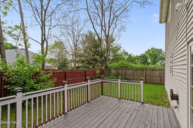 1822 Avenue B, Watervliet, NY 12189