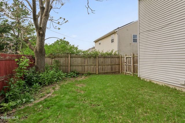 1822 Avenue B, Watervliet, NY 12189