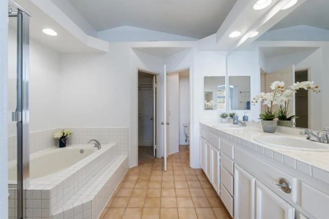 1831 Monserrat Way, Vista, CA 92081
