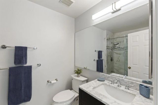 1831 Monserrat Way, Vista, CA 92081