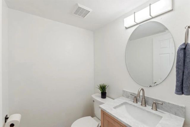 1831 Monserrat Way, Vista, CA 92081