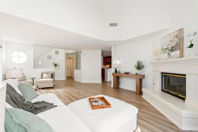 1831 Monserrat Way, Vista, CA 92081