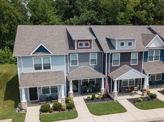 217 Woodland Valley Ln, Clarksville, TN 37040