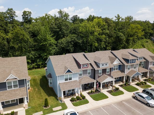 217 Woodland Valley Ln, Clarksville, TN 37040