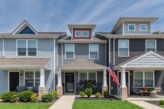 217 Woodland Valley Ln, Clarksville, TN 37040
